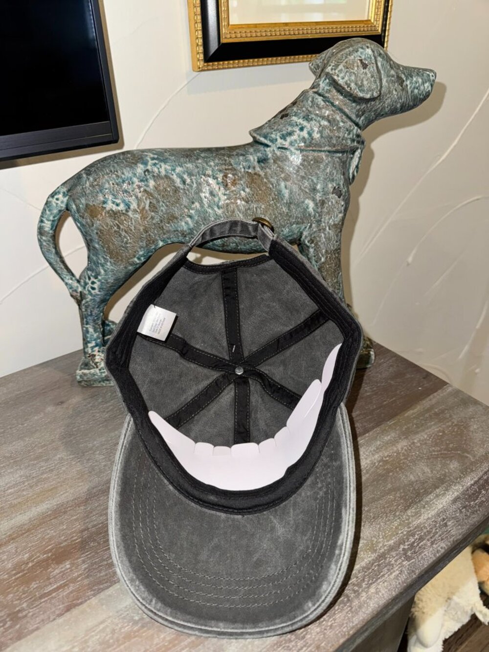 🧢 NWT "Dog Mom" Charcoal Gray Distressed Baseball Cap | Adjustable - Picture 6 of 6
